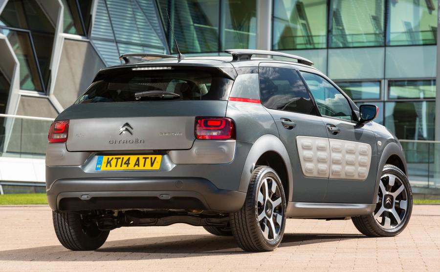  Citroen C4 Cactus 2014 года  (UK) (фото 37 из 44)
